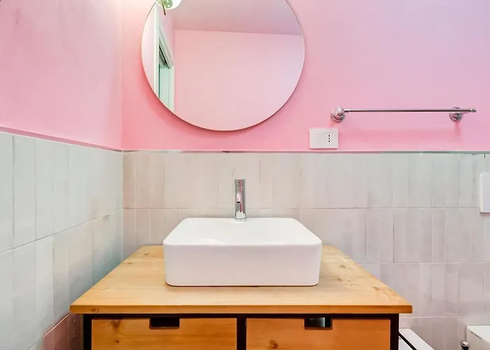 Modern With Private Garden Courtyard * Roma