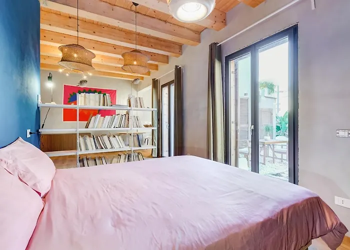 Appartamento Modern With Private Garden Courtyard Roma